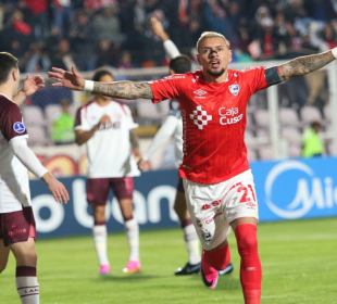 Cienciano ganó 4-0 a Lanús y avanzó a octavos de la Copa Sudamericana 2026.